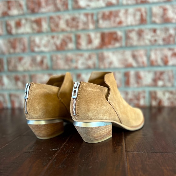Dolce Vita Shoes - Dolce Vita Tan Ankle Boots